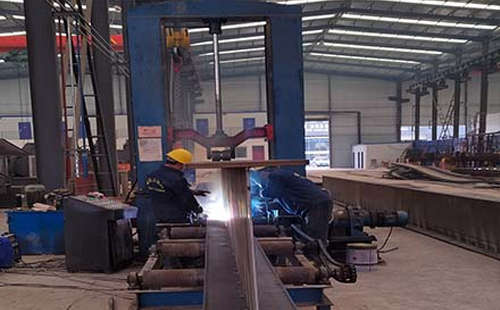 甘肃漳县漳县钢结构厂房建造前的准备工作 甘肃漳县漳县钢结构厂房建造前的准备工作